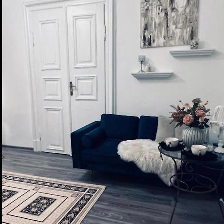 شقة Csaky Palace 3 براتسيلافا المظهر الخارجي الصورة